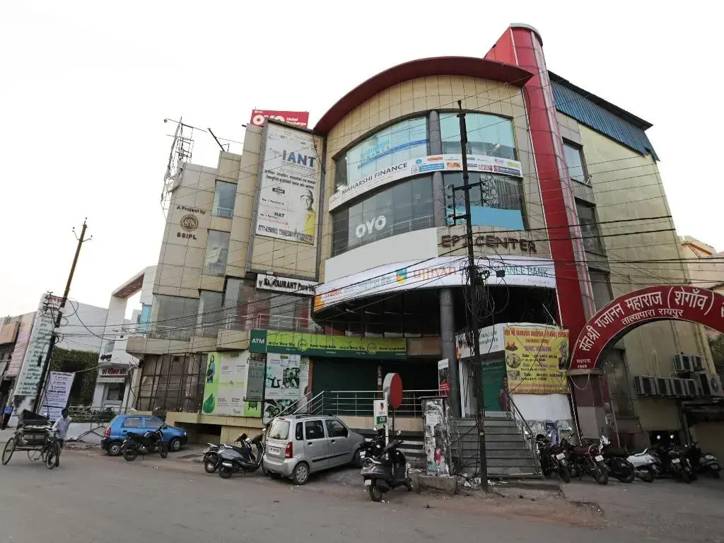 Hotel Recharge By OYO Rooms