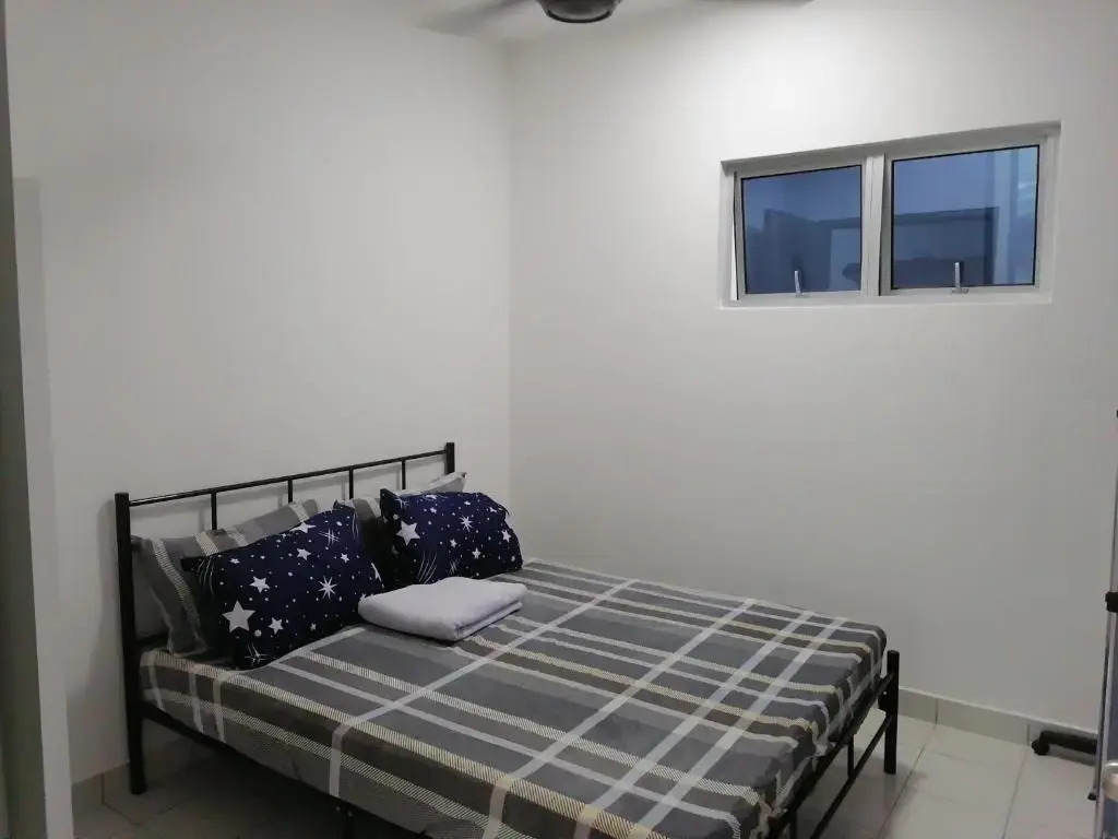 Отель Comfy 3-Bedroom Apartment, фото 3