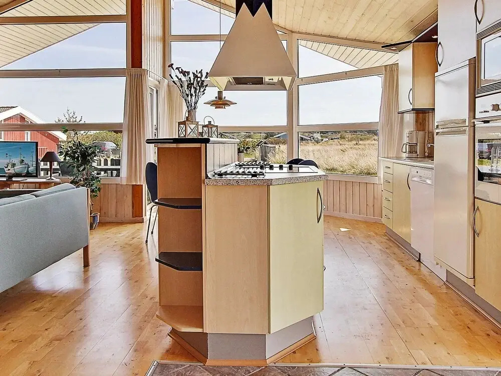 Amazing Holiday Home in Hjørring With Whirlpool - фото 15