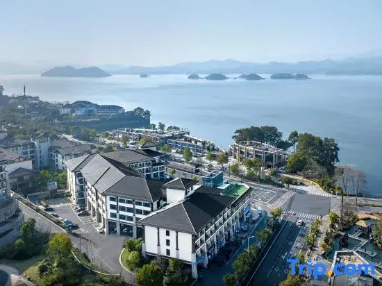 Kaiyuan Life Hotel at Central Lake of Qiandao Lake