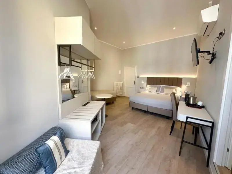 Classic Triple room