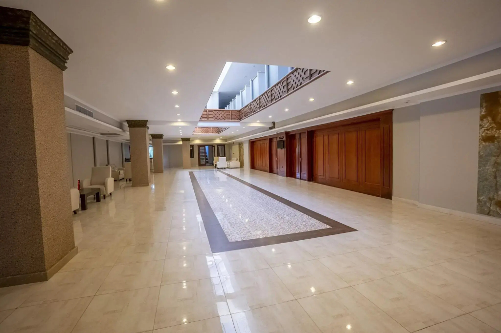 Azka Hotel - фото 18