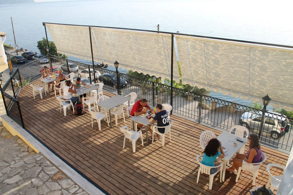 Beach & Waterfront