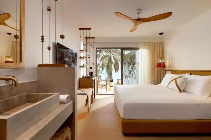 Premium Double room with inland view (full double bed)