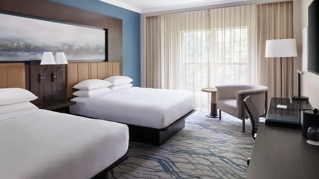 Standard Quadruple room with courtyard view