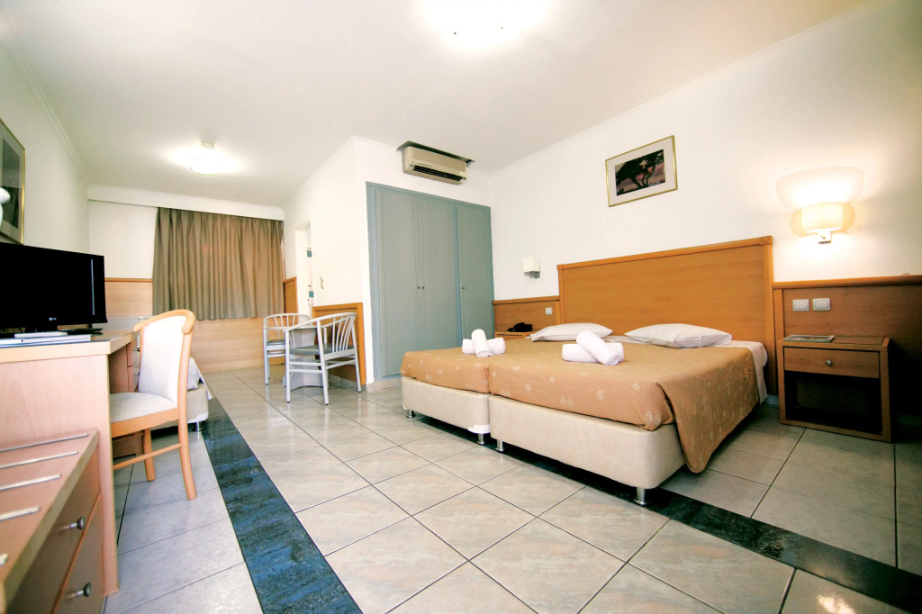 Atlantis Hotel — фото 4