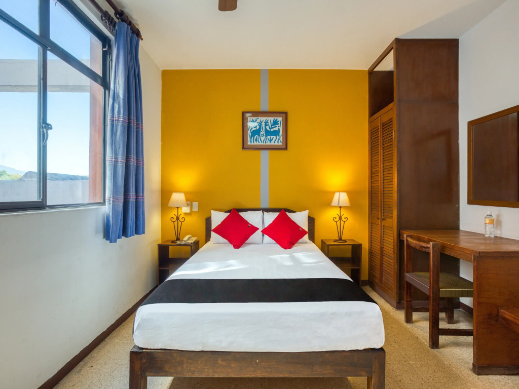 Capital O Parador Crespo Hotel, Oaxaca — 4
