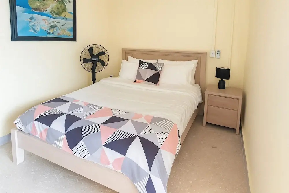 Economy room