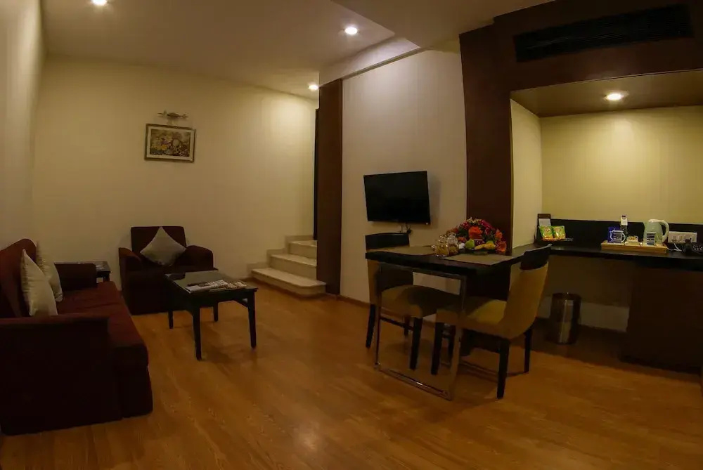 Deluxe Suite
