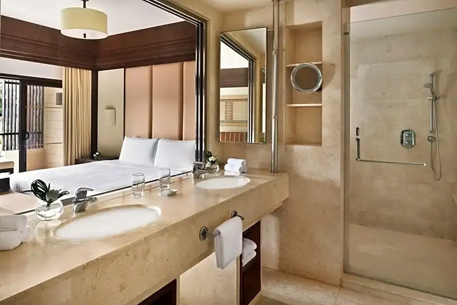 Shangri-La's Rasa Sayang Resort & Spa