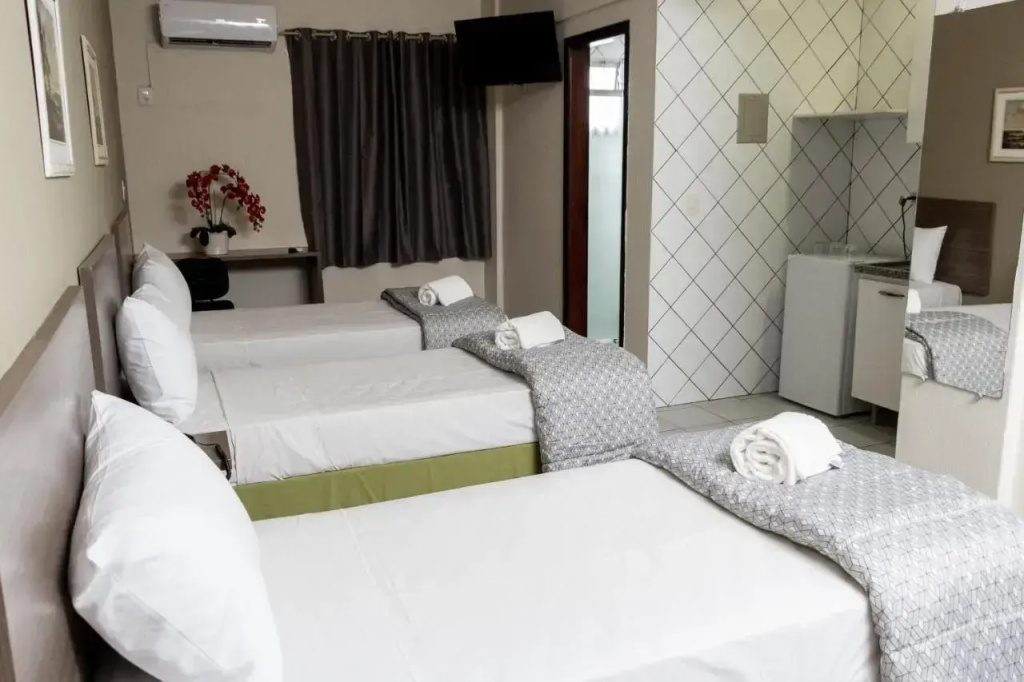 Astor Hotel - 5