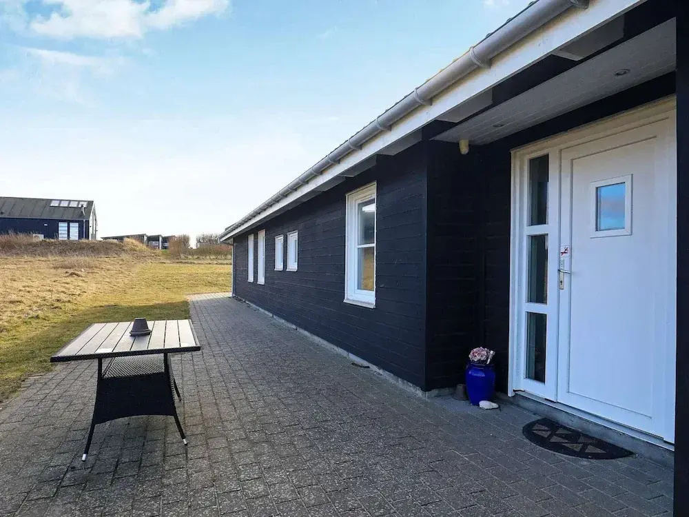 10 Person Holiday Home in Lokken