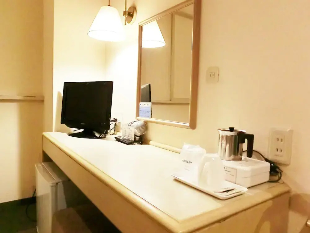 Economy room