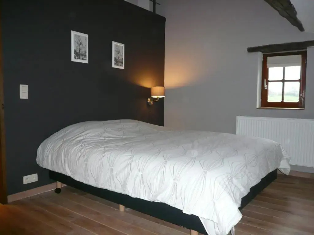 3 Bedrooms Cottage