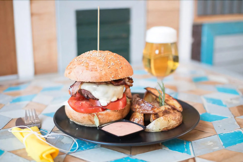 Madama Hostel & Bistrot by null