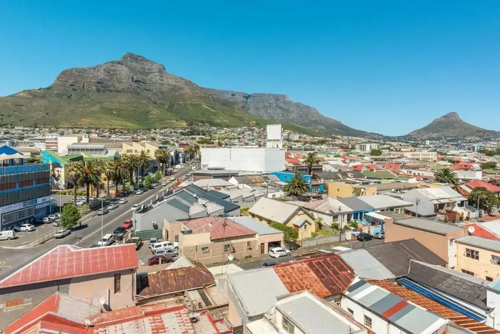 Penthouse 2 Bedroom - Biscuit Mill- Apartment