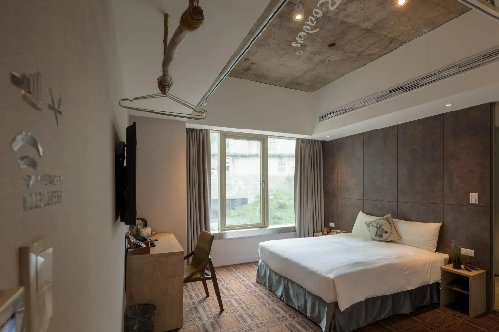 Roaders Hotel Zhonghua - Général