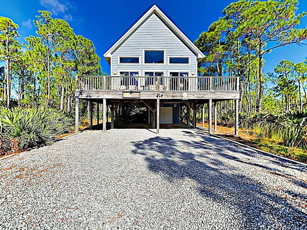 6917 Palmetto Dr Home 3 Bedrooms 2 Bathrooms Home