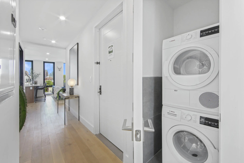 149bk-601 New PH 2br-2bath With a Private Terrace