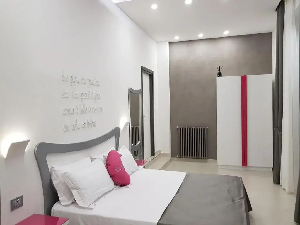 Double room (full double bed)