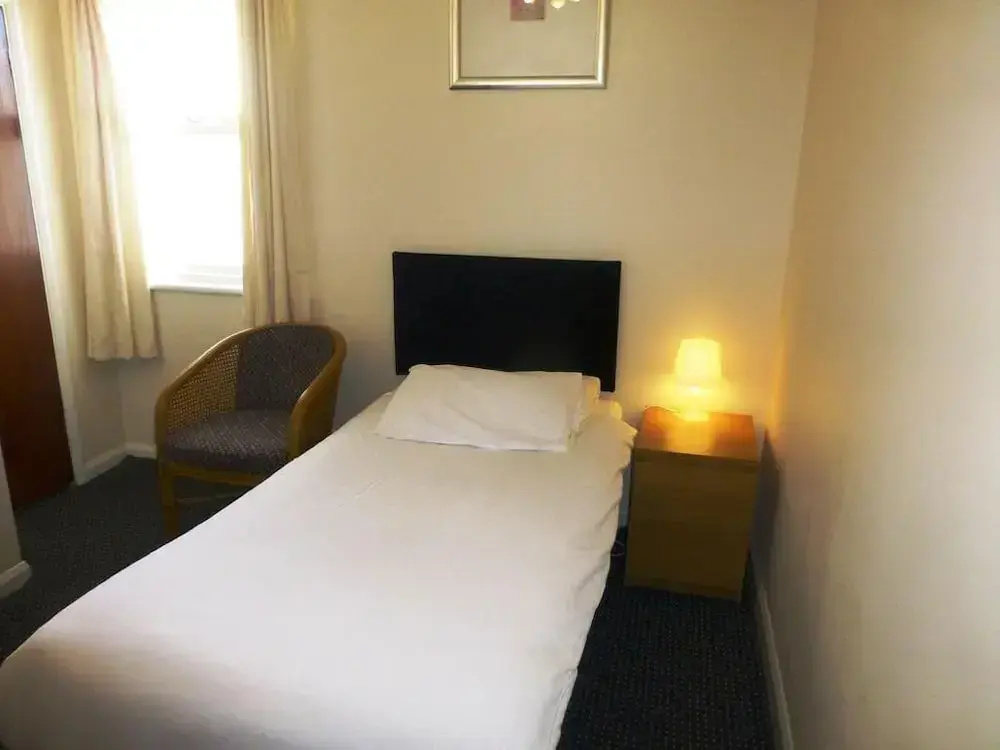 Esplanade Hotel - Clacton On Sea (Beachfront Hotel) by OYO - Chambres