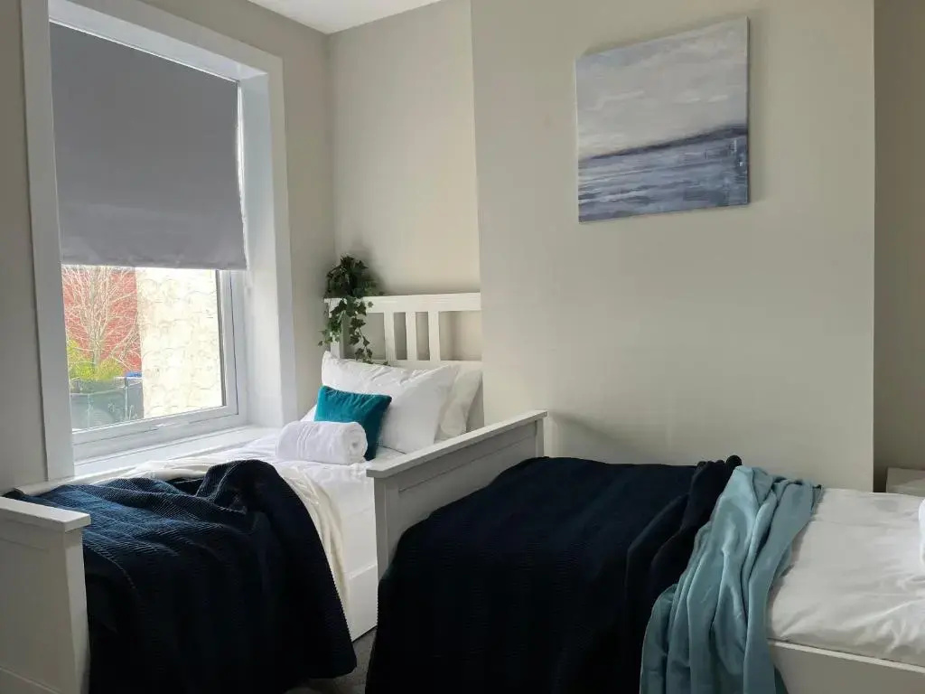 Three Bedroom City Home with Garden