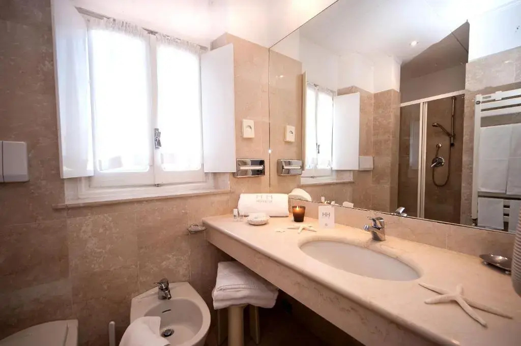 HH Hotel Helvetia - Chambres