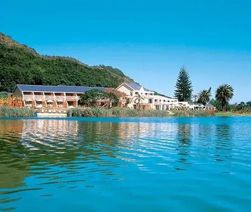 Beach & Waterfront