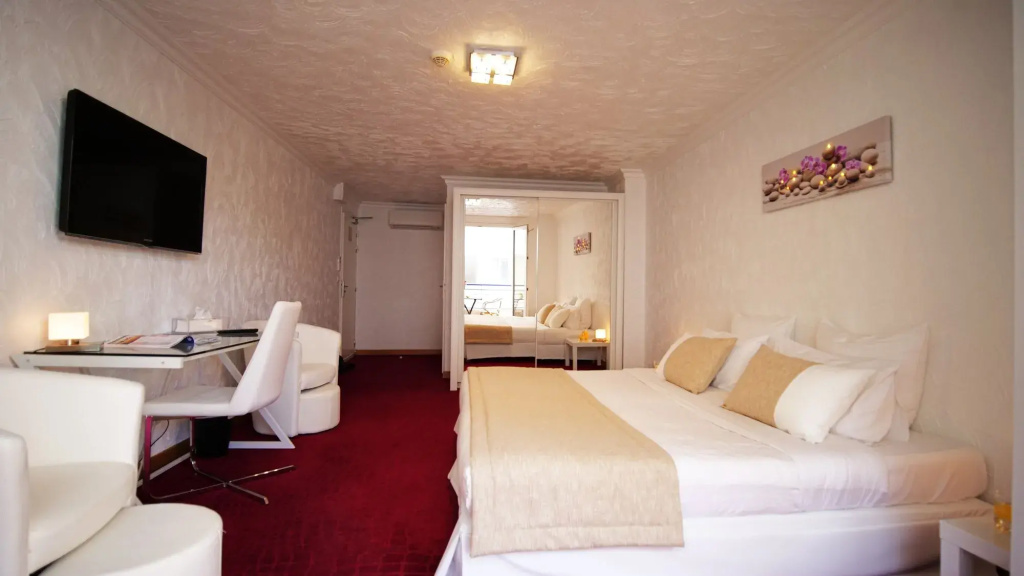 Hotel photo 3