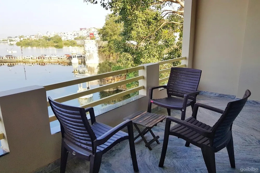 Kanhaiya Home Stay