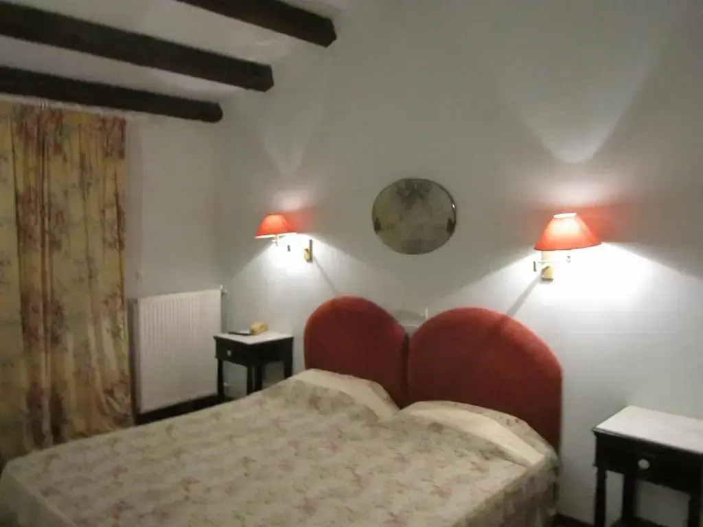 Standard Double Attic room (full double bed)
