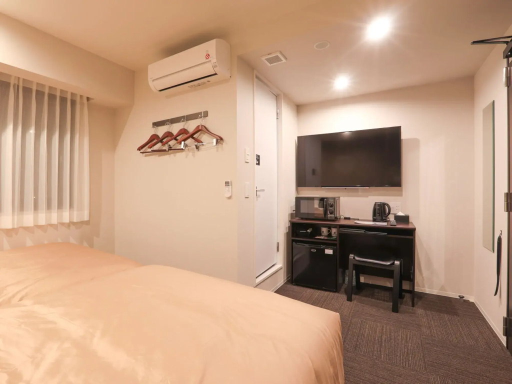 HOTEL LiVEMAX Shin Yokohama — фото