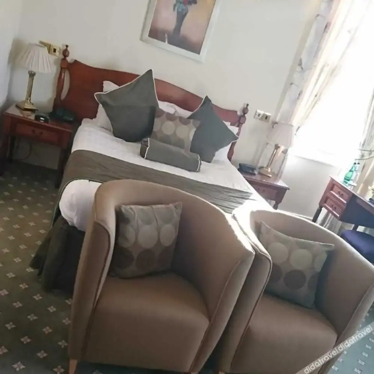 Hotel Ellisland