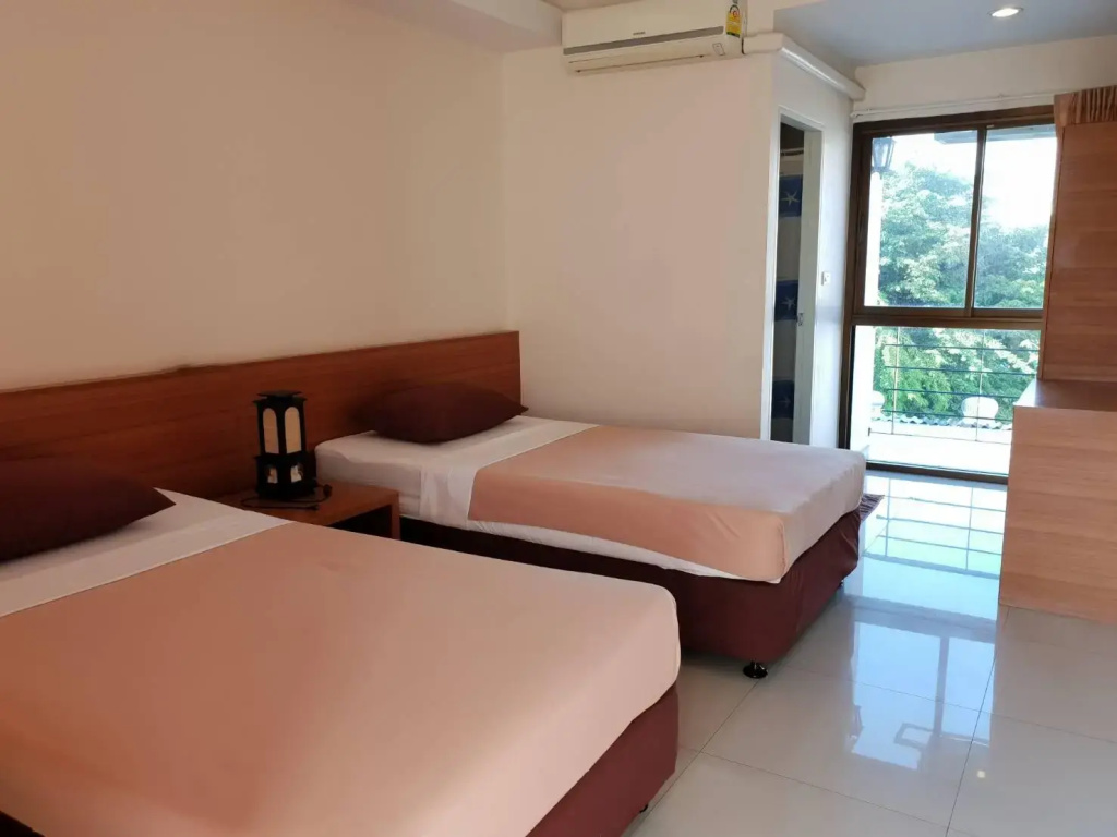 Standard Double room (twin beds)