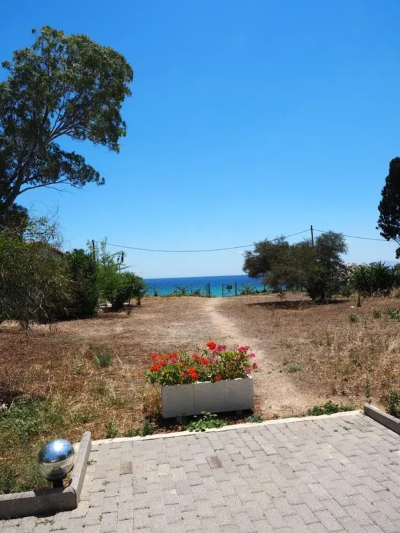 Beach & Waterfront