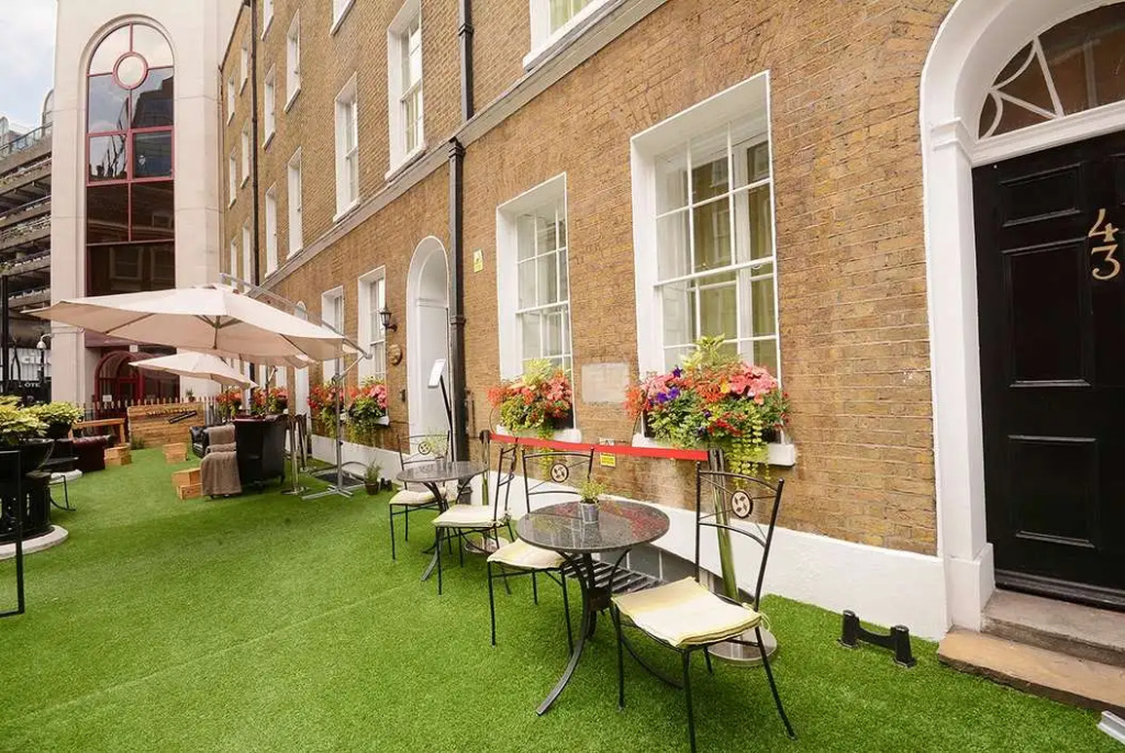 Montcalm Brewery Townhouse - 2
