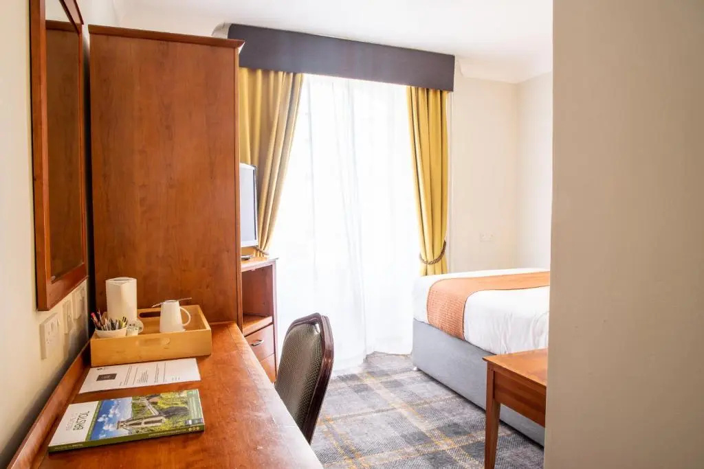 Arnos Manor Hotel - Chambres