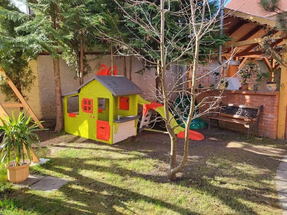 Liget Nyaralóház és Apartman Liget - фото 8