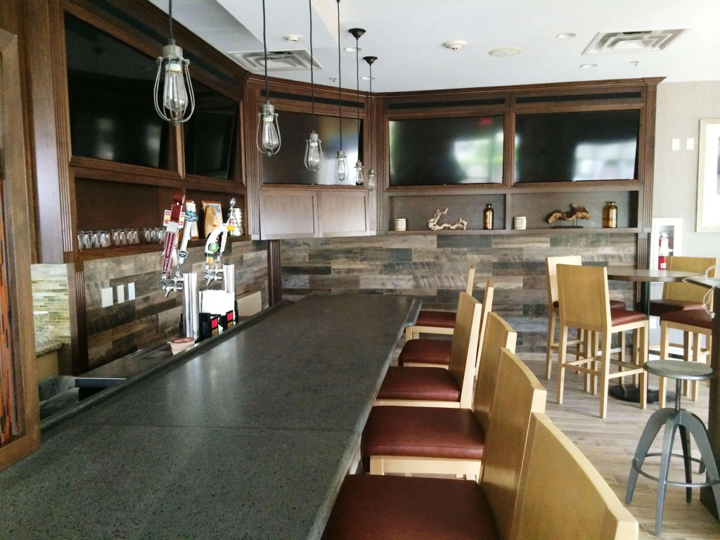Hilton Garden Inn Riverhead - фото 32