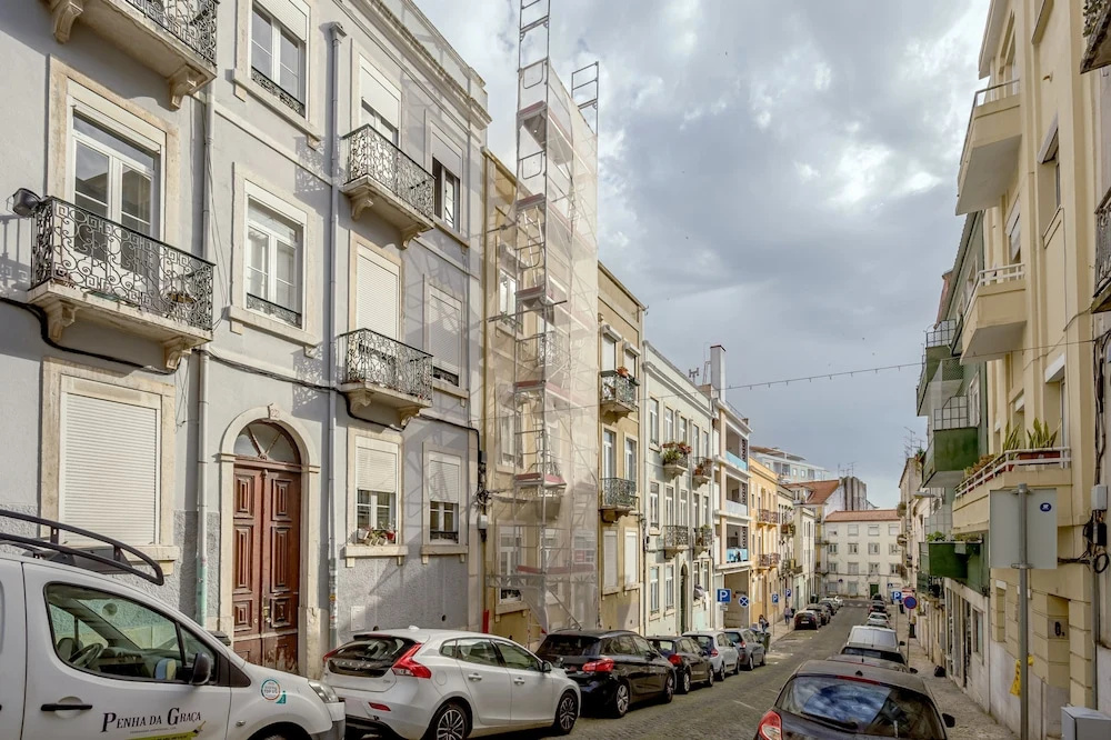 GRA A Terrace by Homing