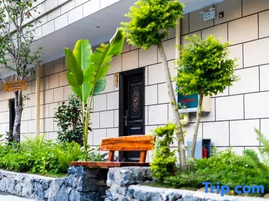 Huayue Shanshui Gallery Hotel, Daxin Detian