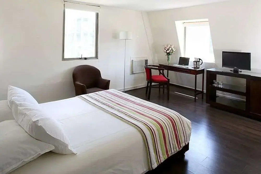 Hotel photo 2