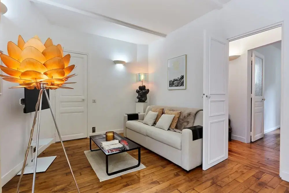 Charming 1 Bedroom Apartment Eiffel Tower — фото