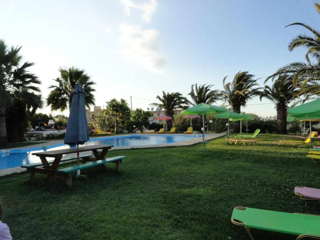 Pardalakis Studios - Général
