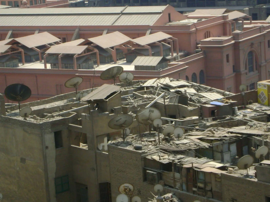 Isis Hostel 2