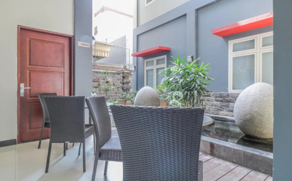 Balcony & Terrace