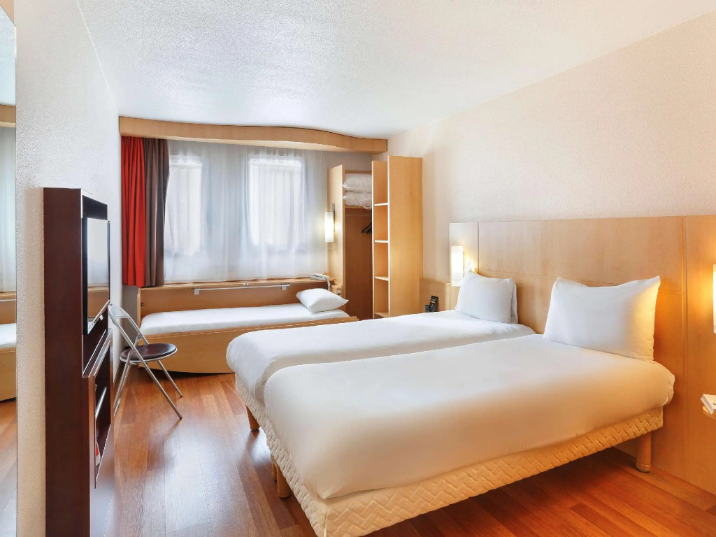 Standard Double room (twin beds)