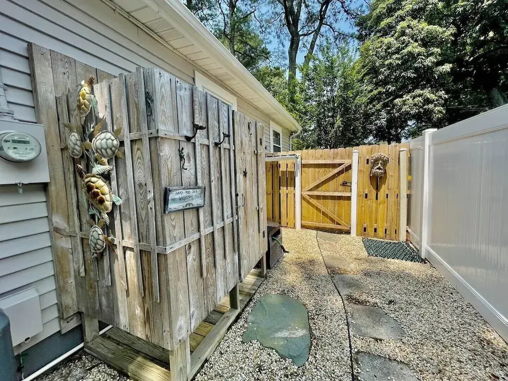 Henlopen Avenue 64