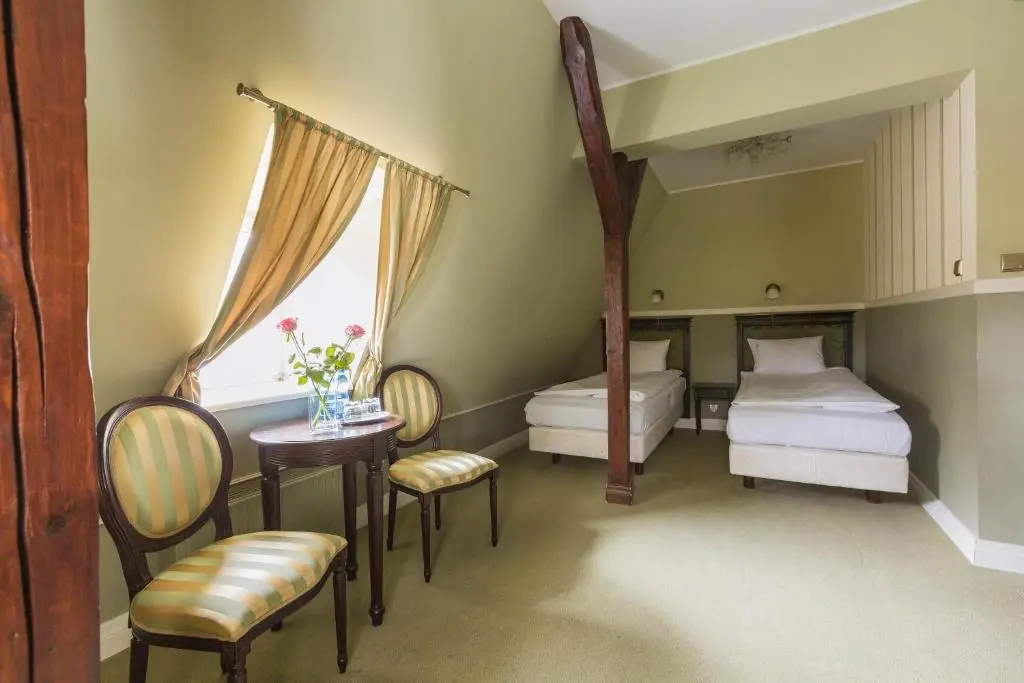 Hotel Fryderyk - Chambres