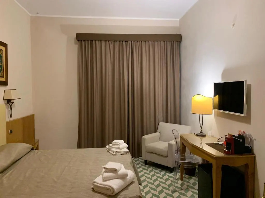 Economy Double room (twin beds)